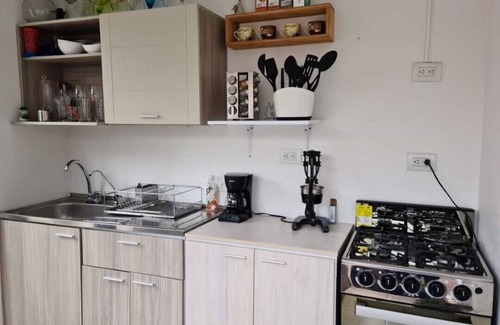 Engativa House | Nice and cozy apartment with an indoor fireplace and spectacular garden