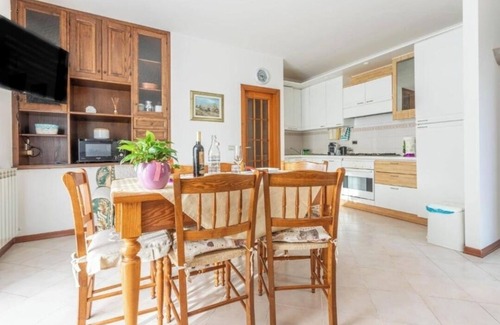 Sasso d'Ombrone Apartment | NICE AND QUIET APARTMENT SUITABLE FOR FAMILIES.