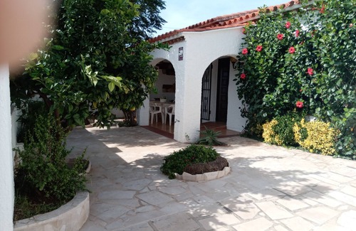 Miami Platja House | Nice and relax Mediterranean villa with free wifi