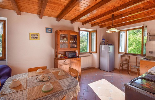 Santo Stefano dʼAveto Apartment | Nice apartment in Santo Stefano d'Aveto