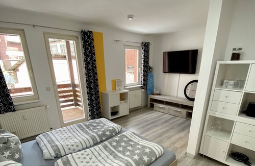 Bad Sooden-Allendorf Condo | ★Nice Apartment | 2P | balcony | Central | Newly Refurbished | WiFi | Contemporary ★