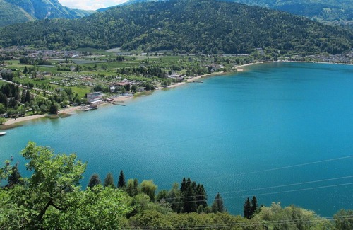 Caldonazzo Apartment | Nice apartment for 4 people with WIFI, TV, patio, pets allowed and parking