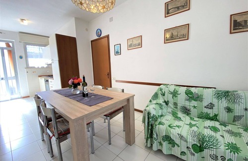 Mazzanta Apartment | Nice apartment for 6 people with TV, balcony and parking