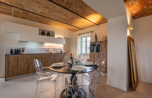 Castagnole delle Lanze Villa | Nice apartment in villa for 4 guests with pool, WIFI, A/C, TV, terrace, panoramic view and parking