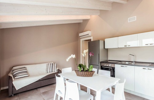 Pieve Vecchia Apartment | Nice apartment for 8 people with A/C, hot tub, pool, WIFI, TV, terrace and parking