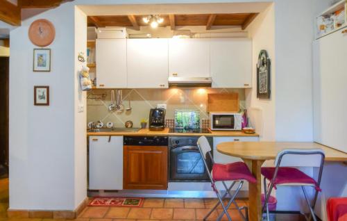 Magliano in Toscana Apartment | Nice Apartment In Magliano In Toscana