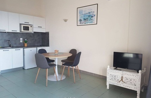 Figarella Apartment | Nice apartment for 4 guests with pool, A/C, WIFI, TV, terrace and parking