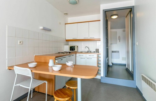 Bayonne Apartment | Nice apartment for 2 guests with WIFI and pets allowed