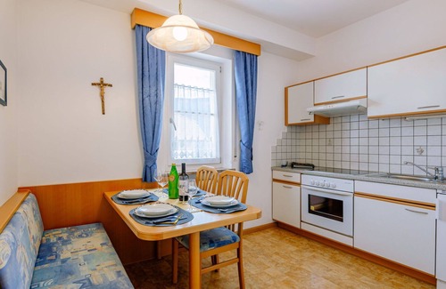 Andriano Apartment | Nice apartment for 2 people with WIFI, pool, TV, patio and parking