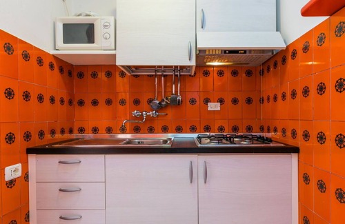 San Baronto Apartment | Nice apartment for 3 guests with pool, WIFI, TV, balcony, pets allowed, panoramic view and parking