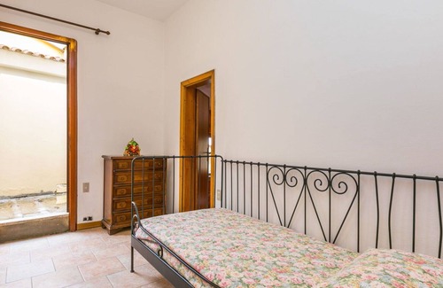 San Baronto Apartment | Nice apartment for 3 guests with pool, WIFI, TV, balcony, pets allowed, panoramic view and parking