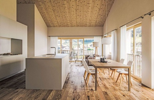 Savognin Apartment | Nice apartment for 4 guests with WIFI, TV, balcony, panoramic view and parking
