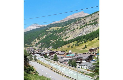 Saas-Balen Apartment | Nice apartment for 4 people with WIFI, TV, balcony and parking