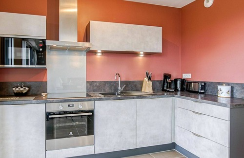 Ille-et-Vilaine Apartment | Nice apartment for 4 guests with WIFI, TV, patio and parking