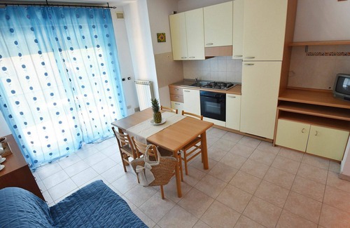 Silvi Apartment | Nice apartment for 4 guests with WIFI, TV, terrace, pets allowed and parking
