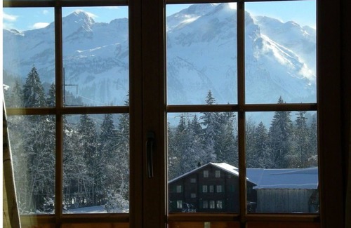 Gstaad Apartment | Nice apartment for 4 guests with WIFI, TV and balcony