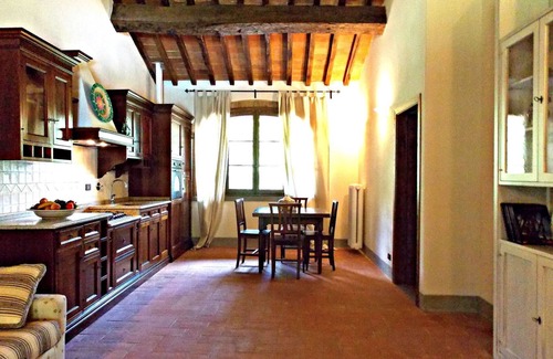 Dicomano Apartment | Nice apartment for 4 people with pool, WIFI, TV, pets allowed and parking