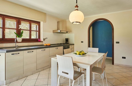 Sorico Apartment | Nice apartment for 5 guests with WIFI, TV, patio, pets allowed and parking