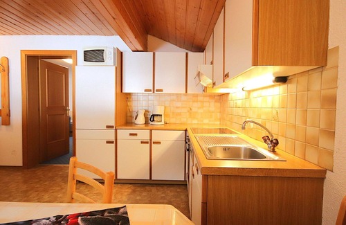 Gaschurn Apartment | Nice apartment for 6 people with WIFI, TV, patio, pets allowed and parking