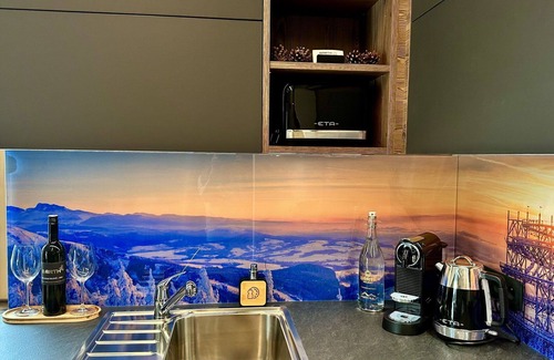 Dolni Morava Apartment | Nice apartment for 6 guests with WIFI, TV, terrace and parking