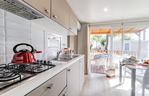 Peschici Apartment | Nice apartment for 6 people with A/C, TV, terrace and parking
