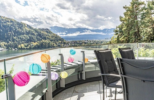 Treffen Apartment | Nice apartment for 6 guests with WIFI, TV, terrace, panoramic view and parking