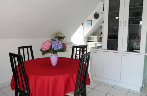 Pont-l'Abbe Apartment | Nice apartment for 4 people with WIFI, TV, terrace and parking