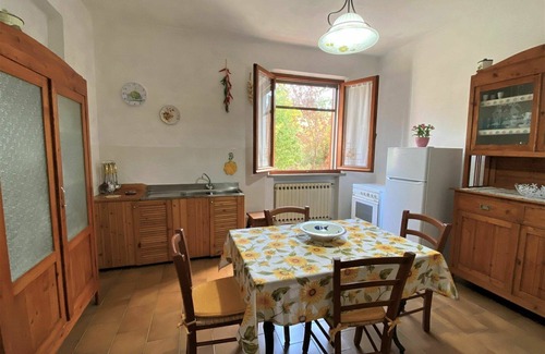 Riparbella Apartment | Nice apartment for 4 people with WIFI, patio, pets allowed and parking