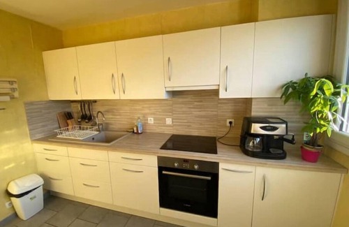 Tours Apartment | Nice apartment in a quiet area