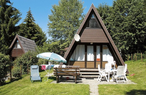 Waldkirchen House | Nice apartment in villa for 6 people with TV, terrace, pets allowed and parking