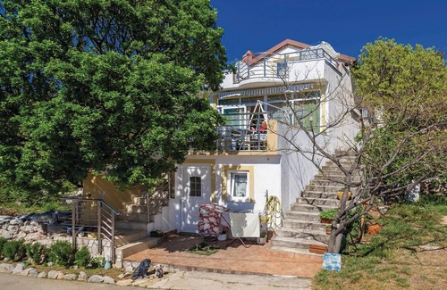 Baric Draga Apartment | Nice apartment in Karlobag with WiFi