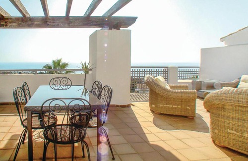 San Roque Apartment | Nice Apartment In Lnea De La Concepcin With 3 Bedrooms, Wifi And Outdoor Swimming Pool