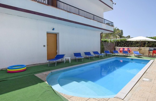 Palmi Apartment | Nice apartment in Palmi with WiFi