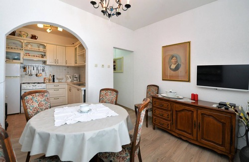 Pirovac Apartment | Nice apartment in Pirovac