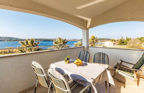 Pomer Apartment | Nice apartment in Pula with WiFi