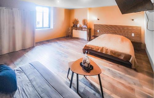 Saint-Chinian Apartment | Nice Apartment In Saint-Chinian