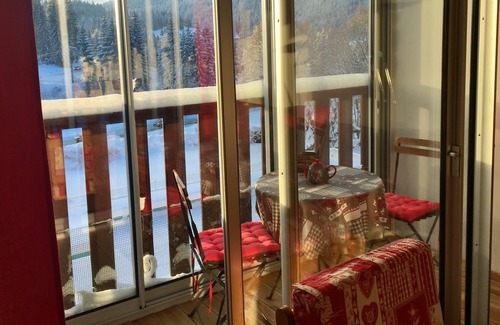 La Cure Apartment | Nice apartment in the heart of the Jura