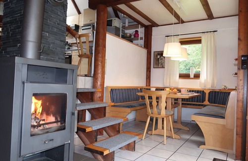 Frielendorf House | Nice apartment in villa for 6 people with WIFI, TV, terrace, pets allowed and parking