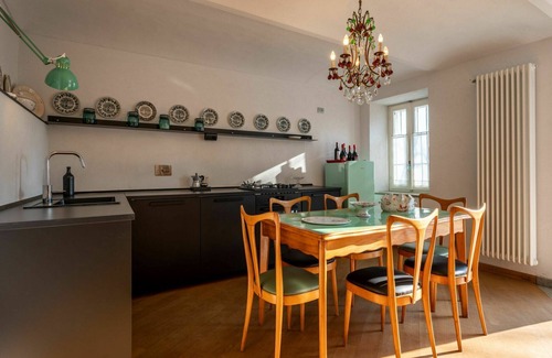 Cortazzone House | Nice apartment in villa for 2 people with pool, TV, terrace, panoramic view and parking