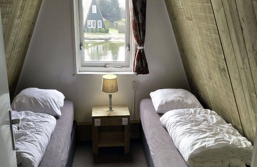 Bant House | Nice apartment in villa for 6 people with WIFI, TV, pets allowed and parking