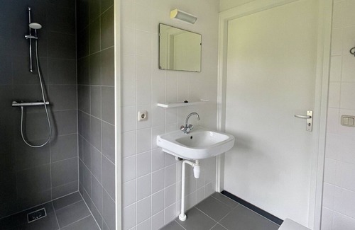 Bant House | Nice apartment in villa for 6 guests with WIFI, TV and parking