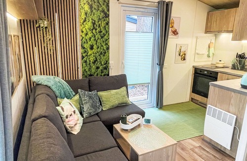 Wemding House | Nice apartment in villa for 4 guests with WIFI, A/C, TV, terrace and parking