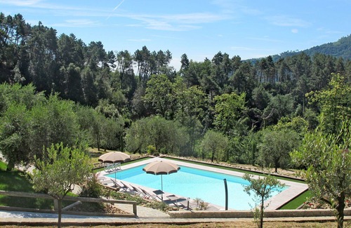 San Martino in Freddana Villa | Nice apartment in villa for 12 people with A/C, private pool, WIFI, TV, terrace and pets allowed