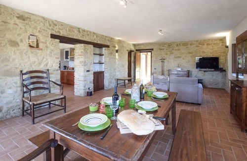 Gualdo Cattaneo Apartment | Nice apartment in Loc. Saragano, Gualdo