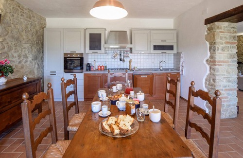 Gualdo Cattaneo Apartment | Nice apartment in Loc. Saragano, Gualdo