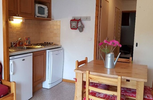 La Joue du Loup Apartment | Nice apt. 5 pers.* underground parking next to the wellness center JOUE DU LOUP