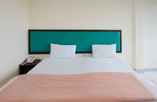 Ban Phe Hotel | Nice Beach Hotel
