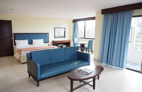 Ban Phe Hotel | Nice Beach Hotel