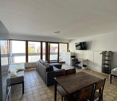 Oststadt Apartment | Nice, big and central apartment with 2 balconies