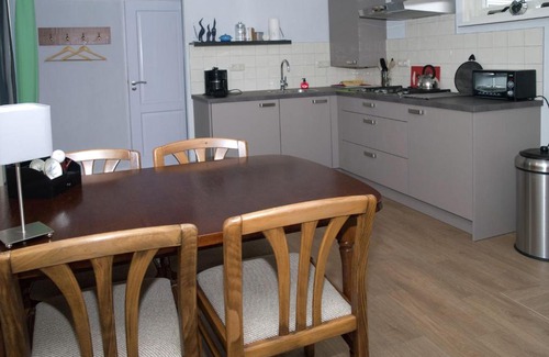 Hippolytushoef Ski Chalet | Nice chalet with garden, near the Wadden Sea